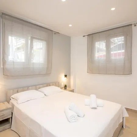 Apartment Little Miracle In