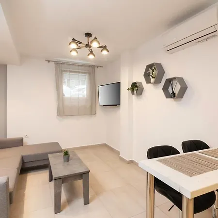 Little Miracle In Apartment *